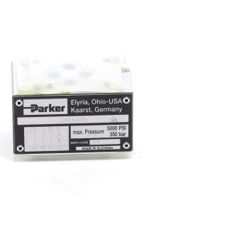 Hydraulic directional control valve  New open Box